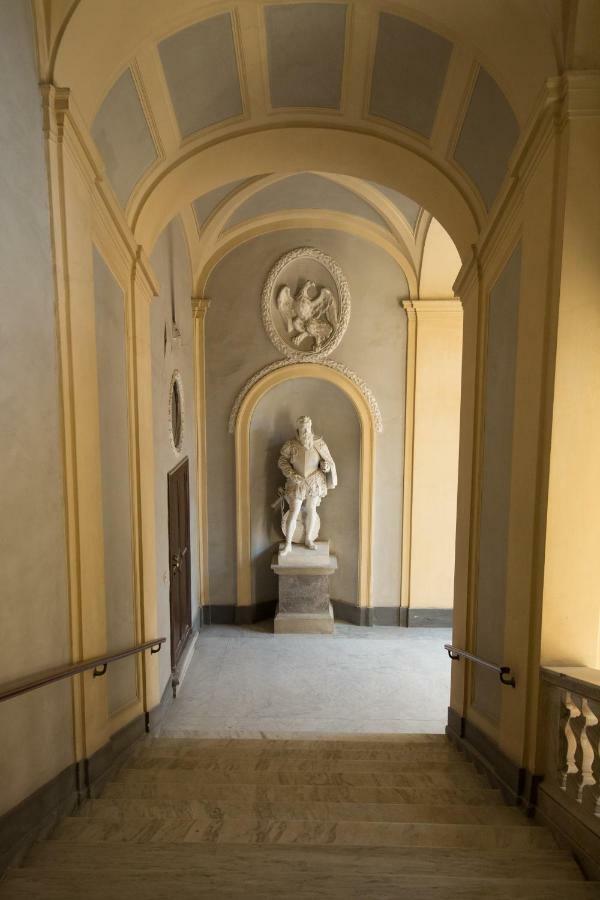 Palazzo Doria D'Angri Suites Napoli Bagian luar foto