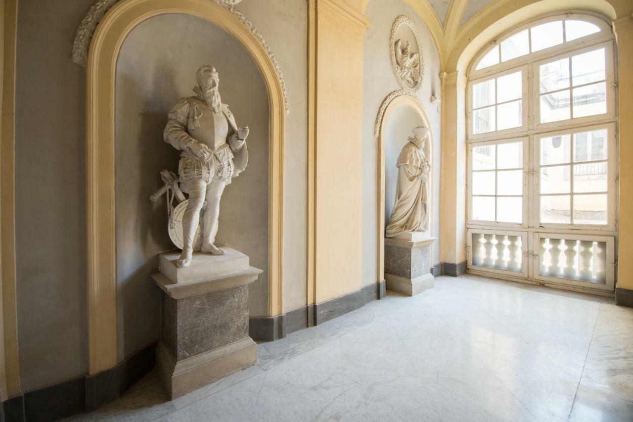 Palazzo Doria D'Angri Suites Napoli Bagian luar foto